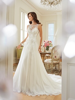 Types of Waistlines for Modest Wedding Dresses: Princess Seam
