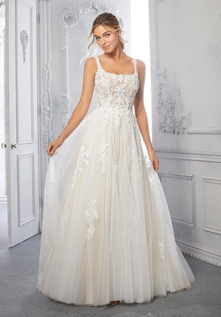 LDS Wedding Dresses: Which Neckline Fits Your Face and Body Type? – LDS  Wedding Planner