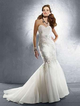 Wedding Dress - Alfred Angelo Collection - 2219 Organza, Re-Embroidered ...