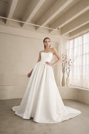 Wedding Dress - LeBlanc Bridal Collection: LE158 - Fallon | LeBlanc Bridal Gown