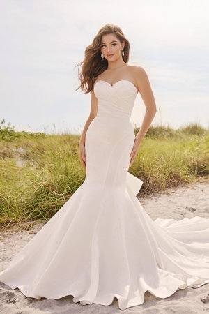 Wedding Dress - Martin Thornburg Bridal Collection: MT3229 - Peyton | MartinThornburg Bridal Gown