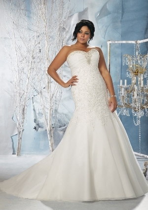 Wedding Dress - Mori Lee Julietta FALL 2013 Collection: 3141 - Beaded Organza with Venice Lace Appliques on Net | PlusSize Bridal Gown