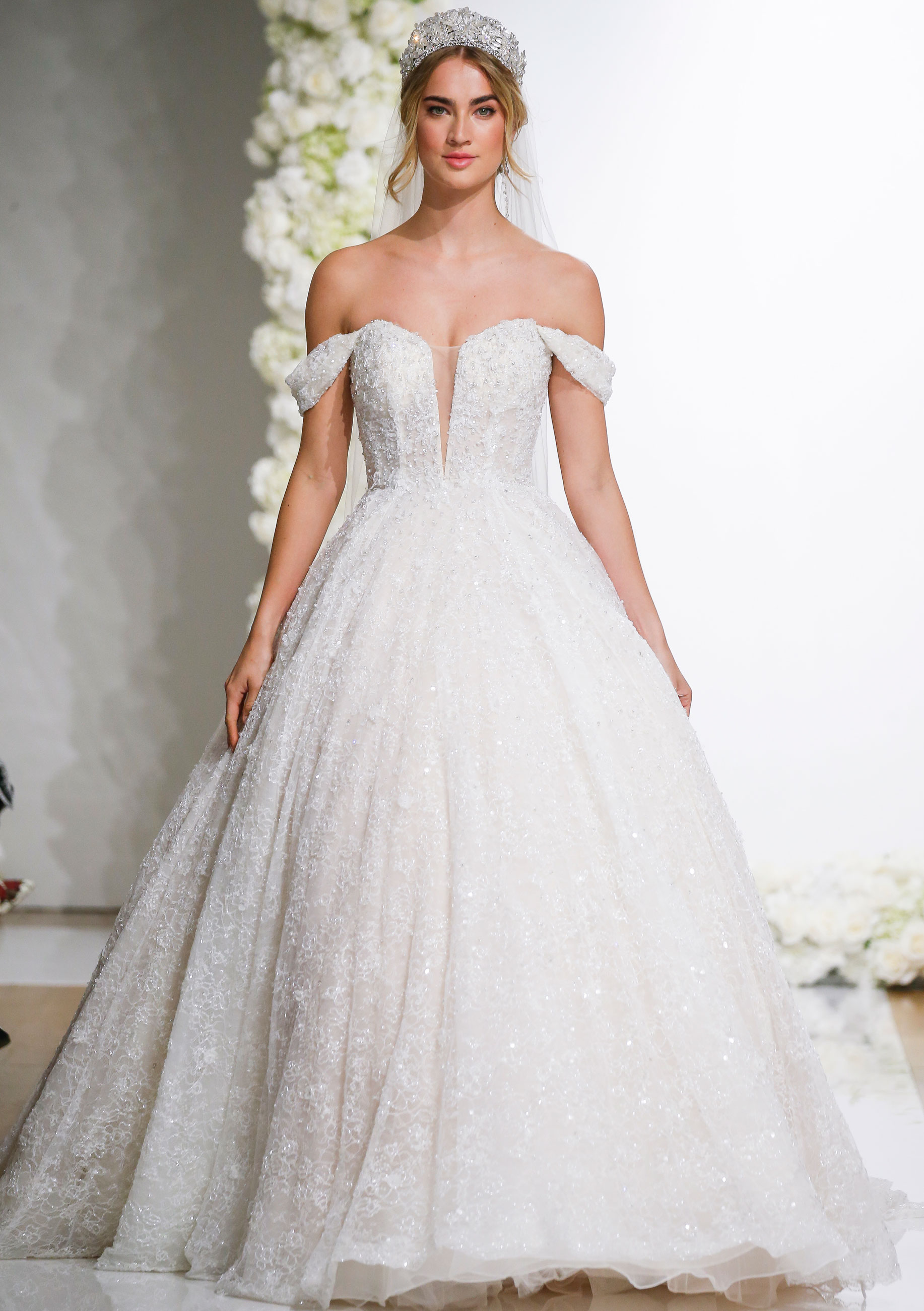 wedding-dress-mori-lee-bridal-fall-2018-collection-8296-loucette-morilee-bridal-gown